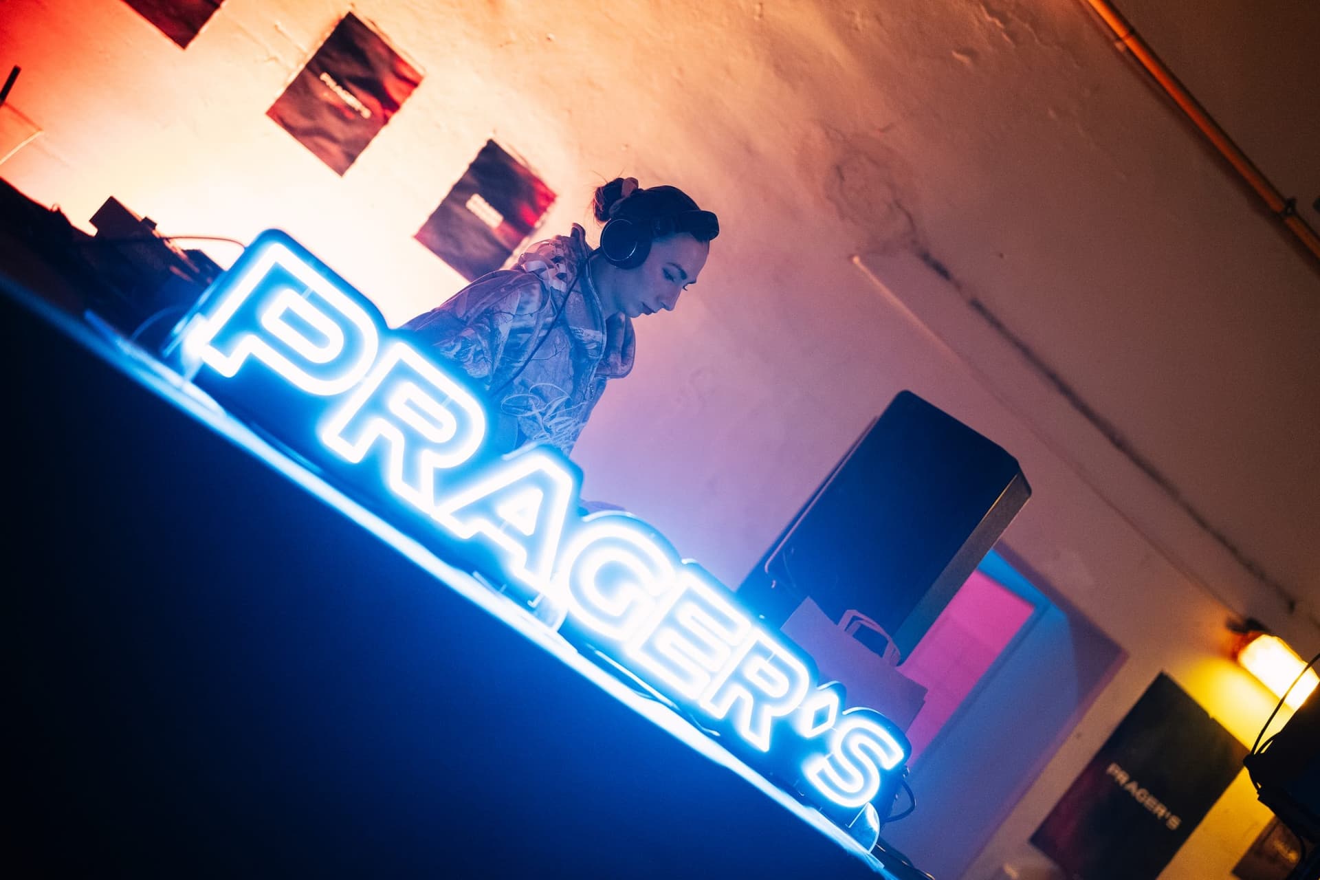 PRAGER'S lifestyle 3